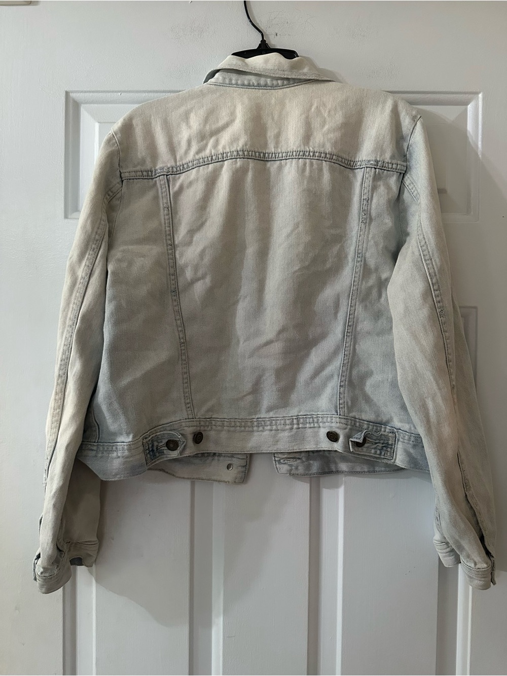 Gap Light Wash Faded Distressed Denim Jacket - Women XL - Picture 8 of 13